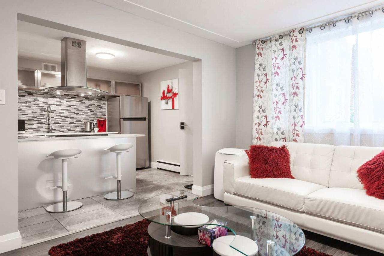 Entire 2 Bedroom Apartment Uptown Waterloo - E1 외부 사진