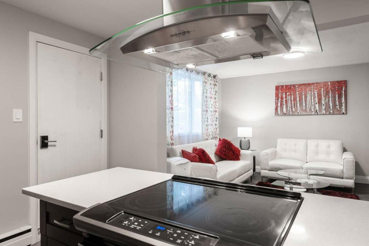Entire 2 Bedroom Apartment Uptown Waterloo - E1 외부 사진