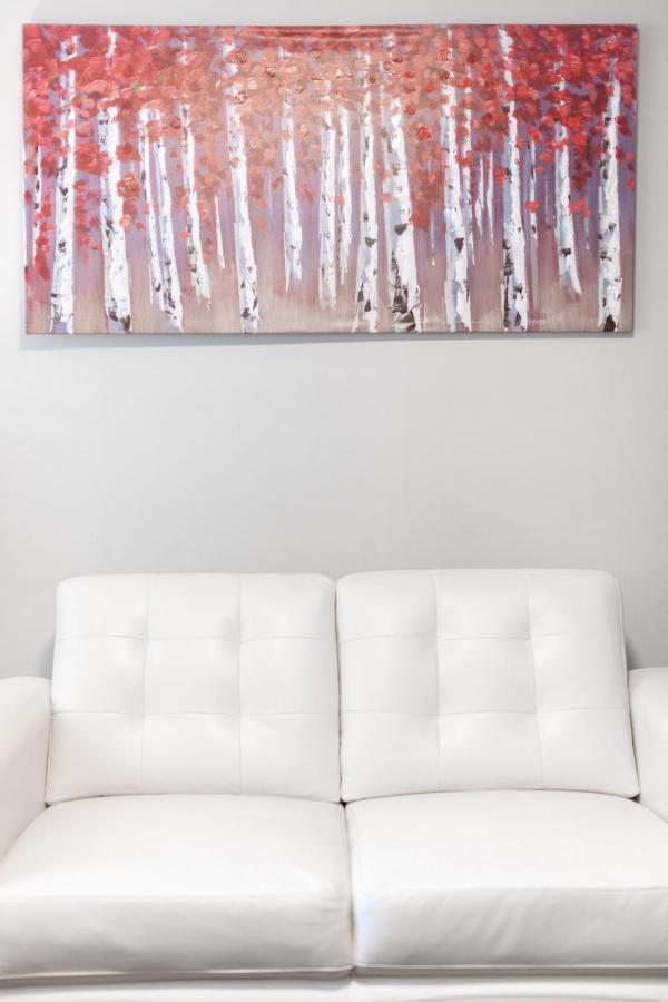 Entire 2 Bedroom Apartment Uptown Waterloo - E1 외부 사진